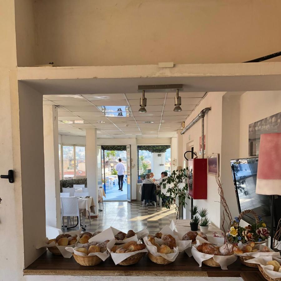 贝尔韦代雷酒店 圣雷默 外观 照片